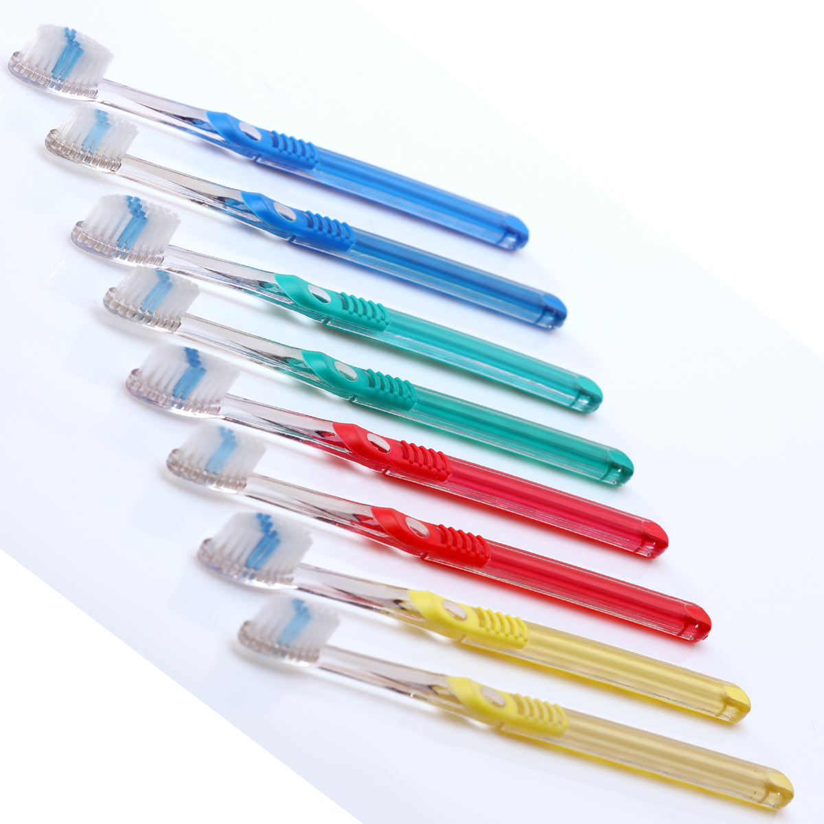 Premium Adult Indicator Cleargrip Toothbrush (000-10410)