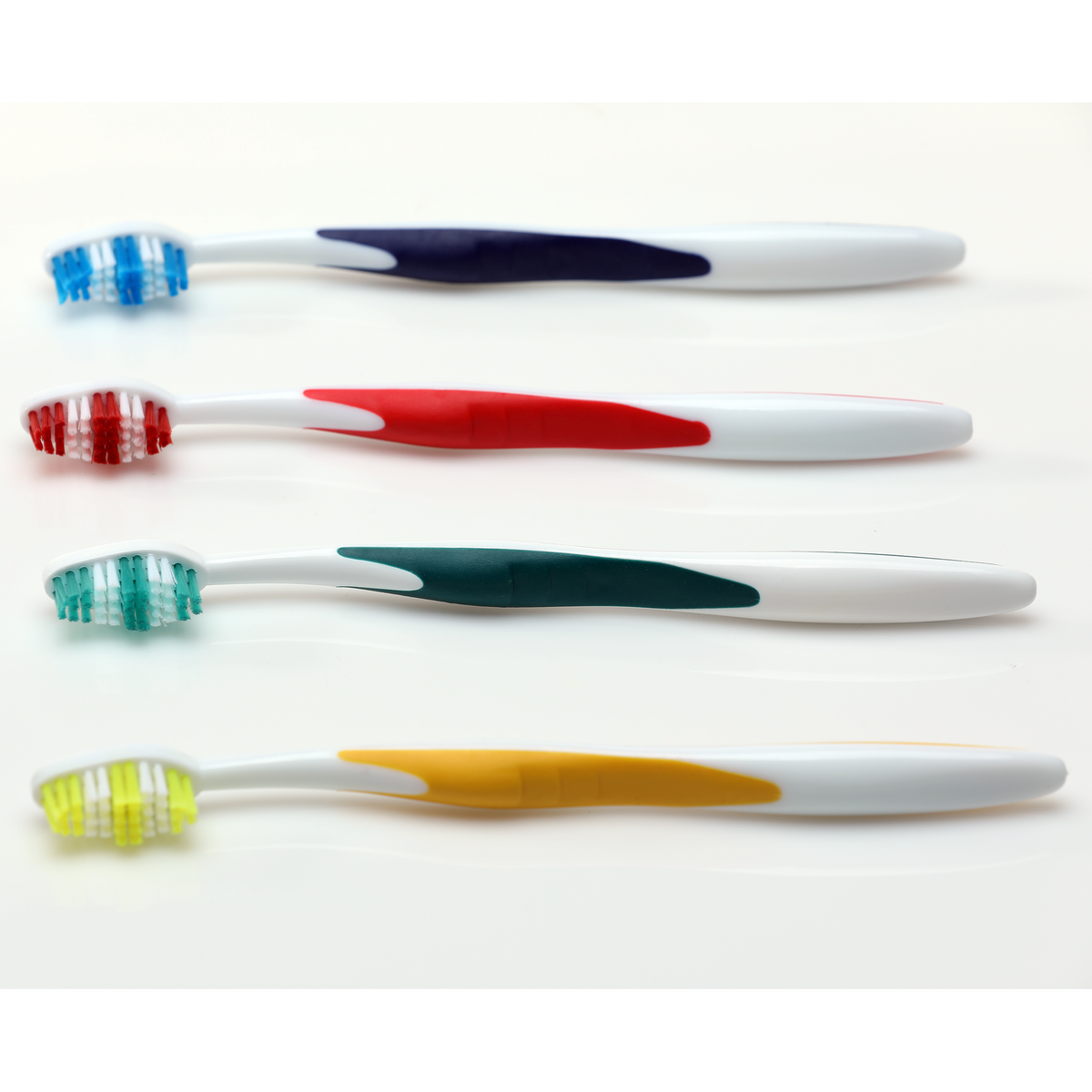 Premium OraFlex Adult Toothbrush (000-10780)