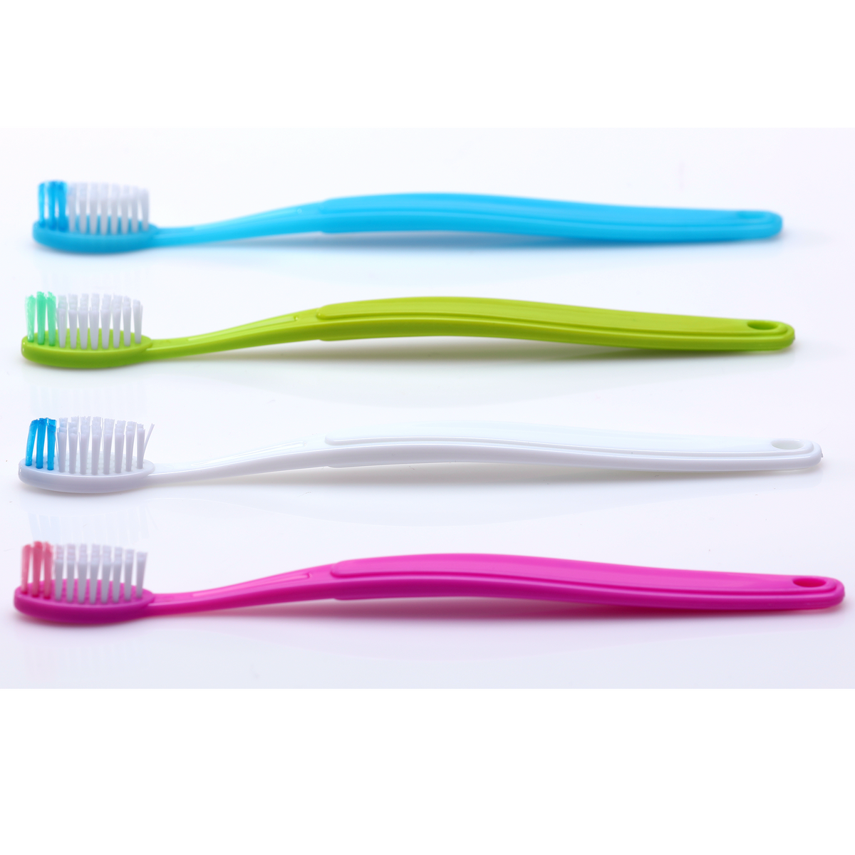 Adult Discount Toothbrush (000-16305)
