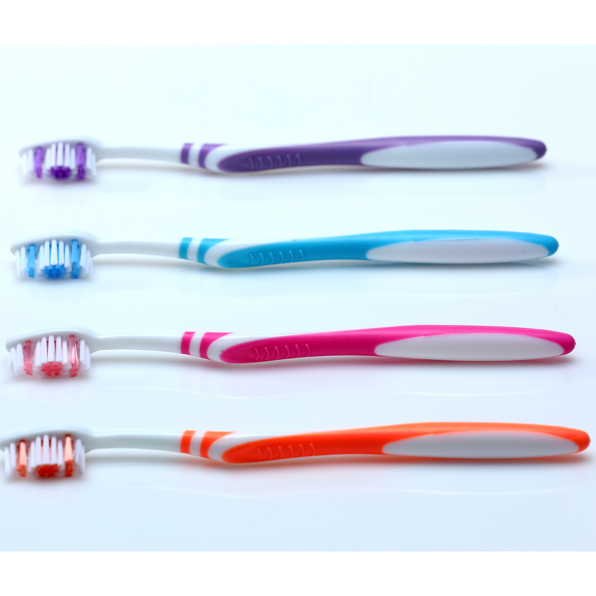 Premium Adult-W Toothbrush (000-16888)