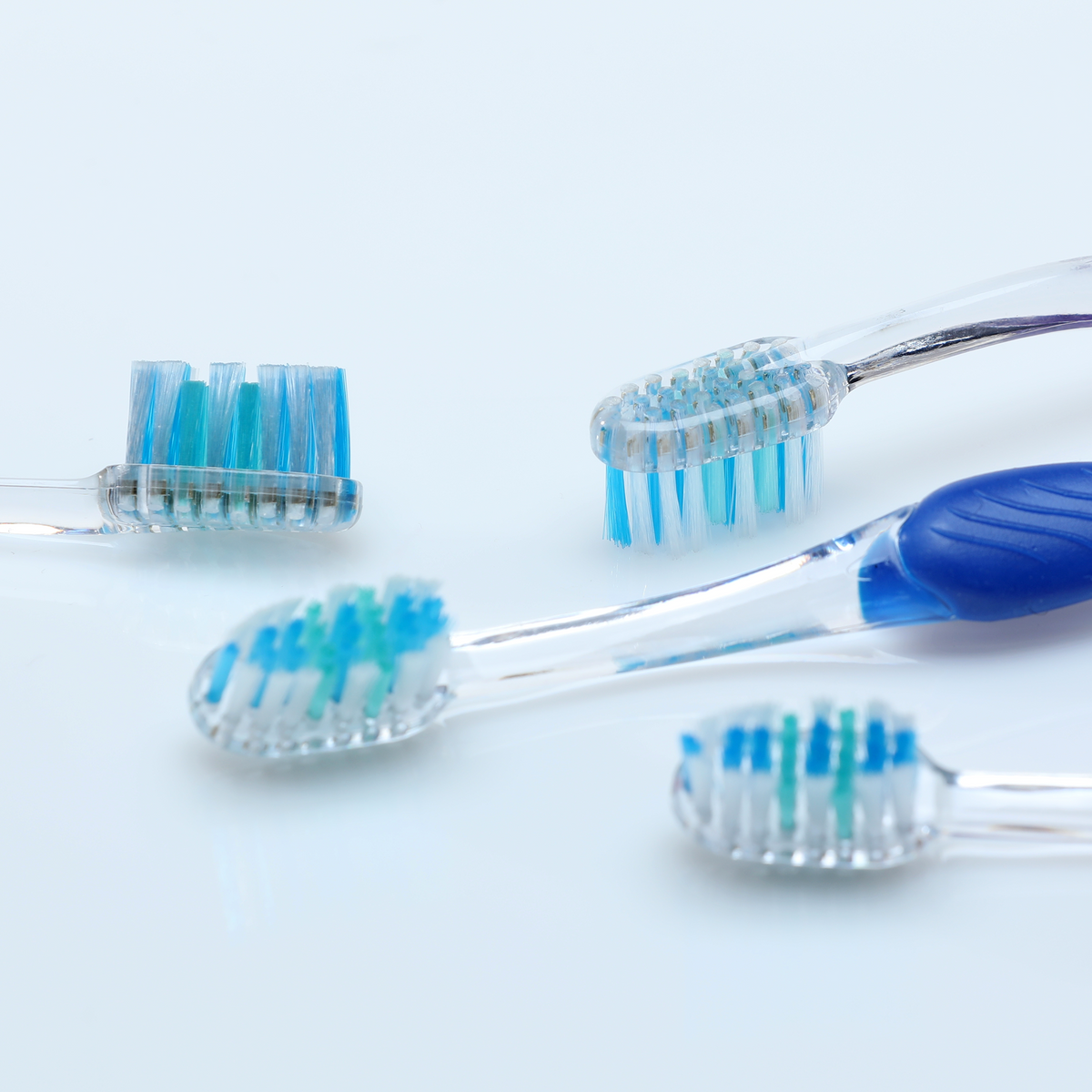 OraDent Professional Toothbrush (000-16991)