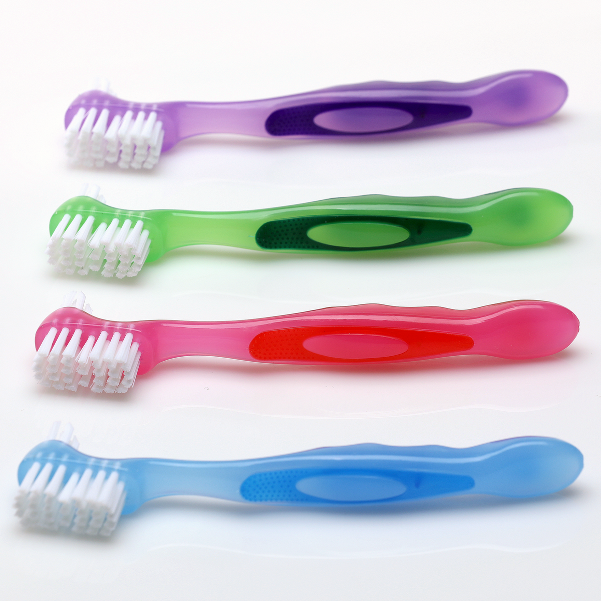 Denture Toothbrush (000-90026)