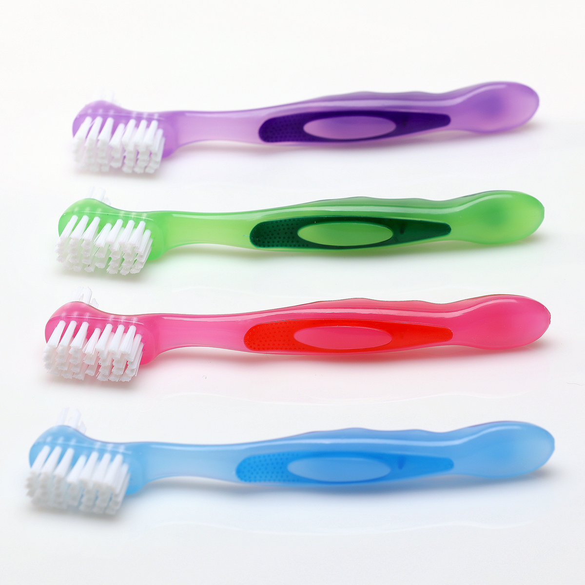 Denture Toothbrush (000-90026)